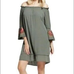 Knox Rose Hunter Green Off-Shoulder Dress with Red Floral Accents